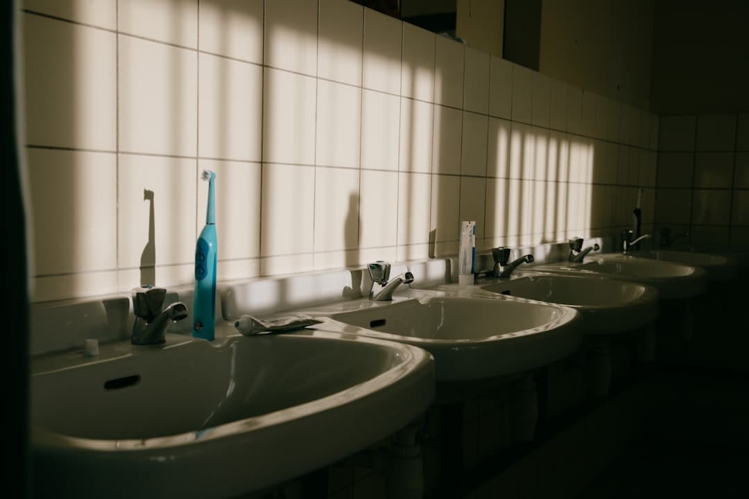Photo Electric toothbrush